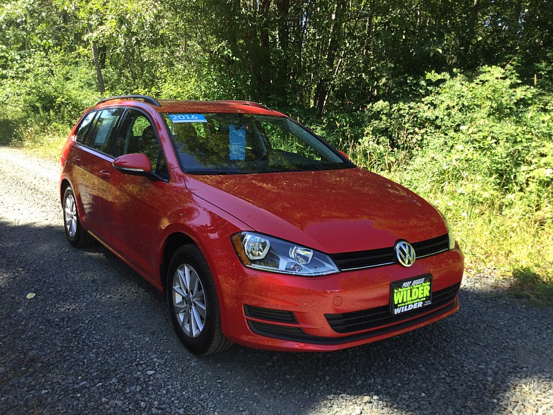 Pre Owned 2016 Volkswagen Golf Sportwagen 4d Wagon Tsi S 5spd Pre Owned 2016 Volkswagen Golf Sportwagen 4d Wagon Tsi S 5spd